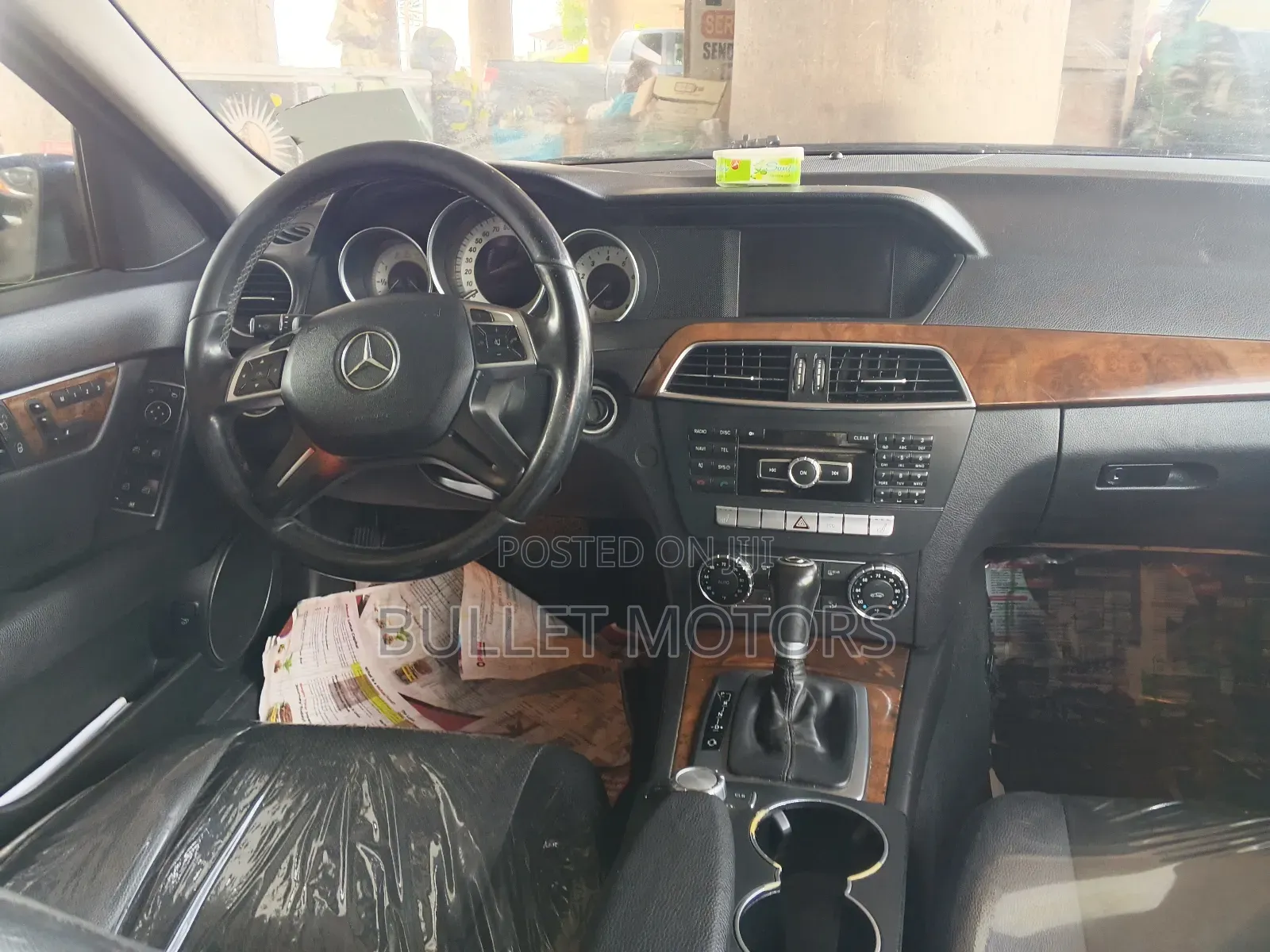 Mercedes-Benz C300 2011 Blue