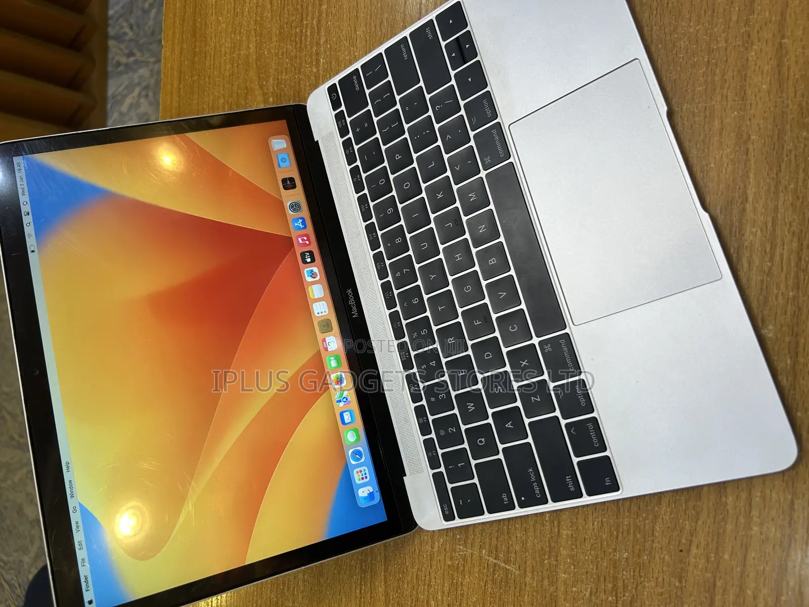 Laptop Apple MacBook 2017 8GB Intel Core M3 SSD 256GB