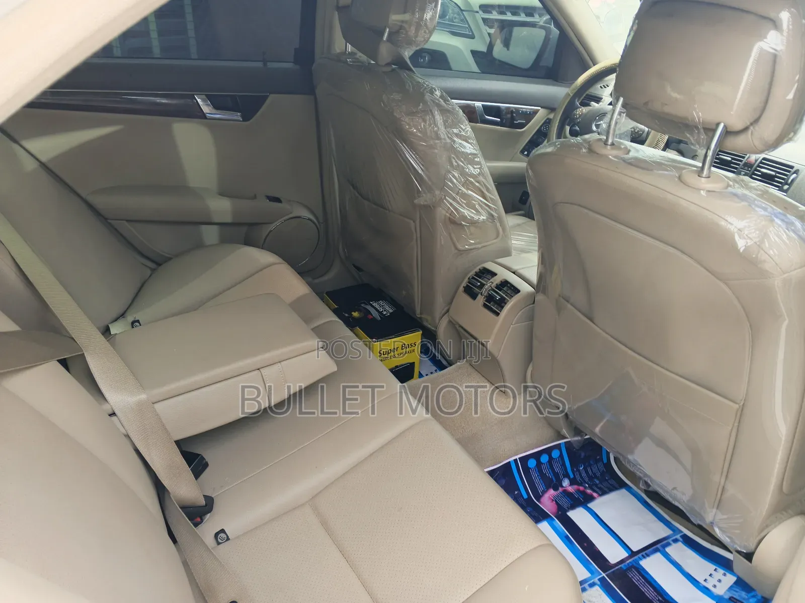 Mercedes-Benz C300 Luxury Sedan RWD (3.0L 6cyl 7A) 2009 White