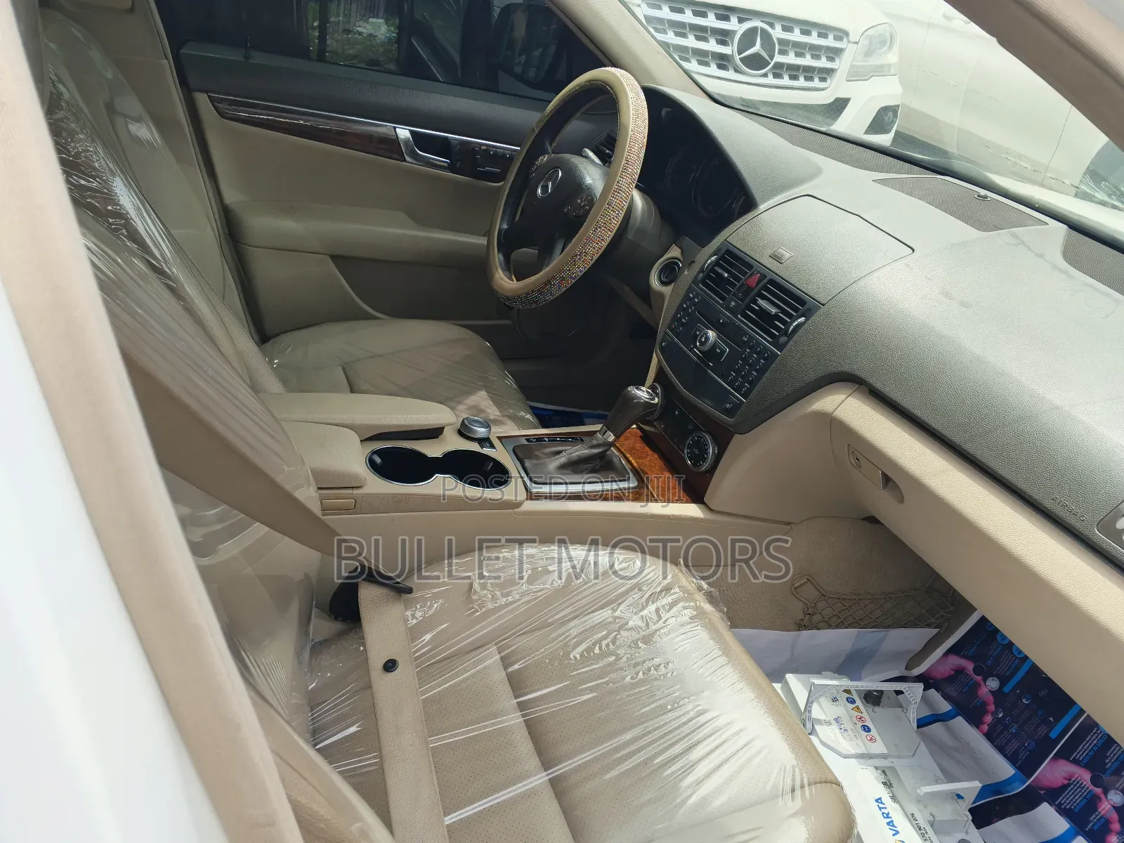 Mercedes-Benz C300 Luxury Sedan RWD (3.0L 6cyl 7A) 2009 White