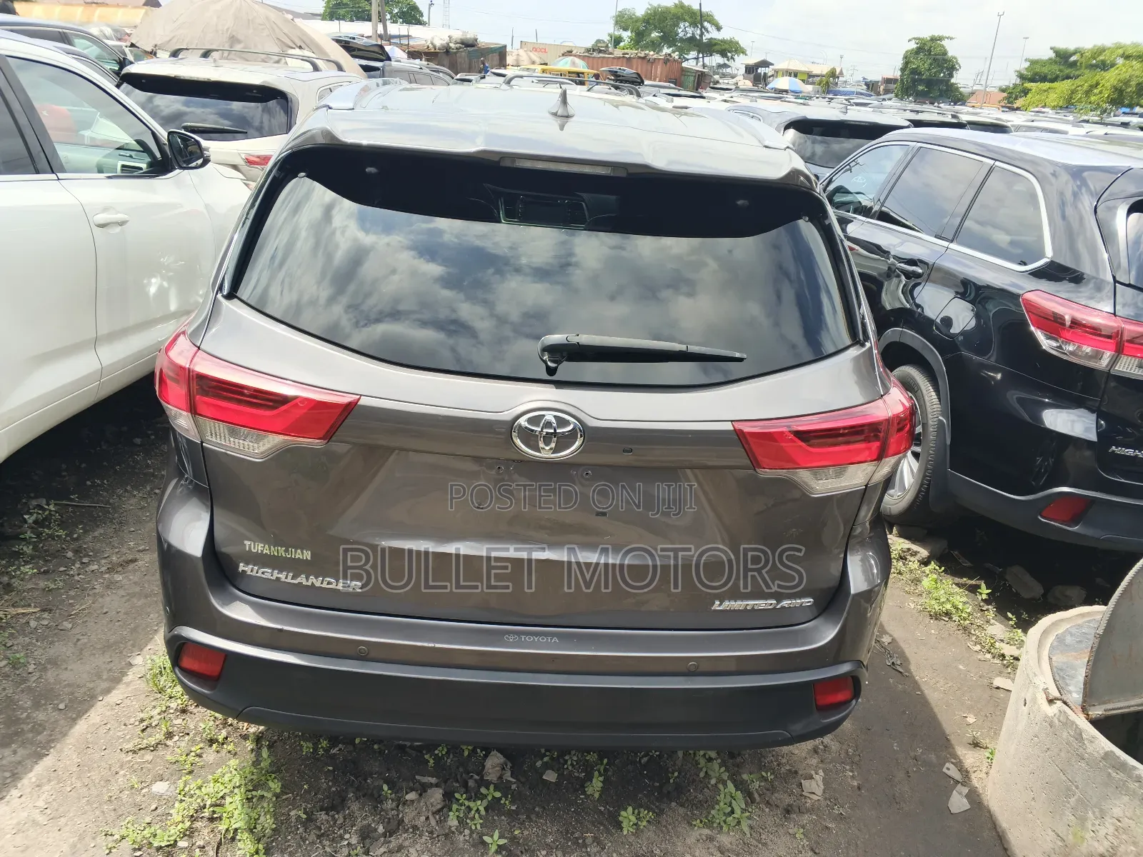 Toyota Highlander Limited 4dr SUV AWD (3.5L 6cyl 6A) 2014 Gray