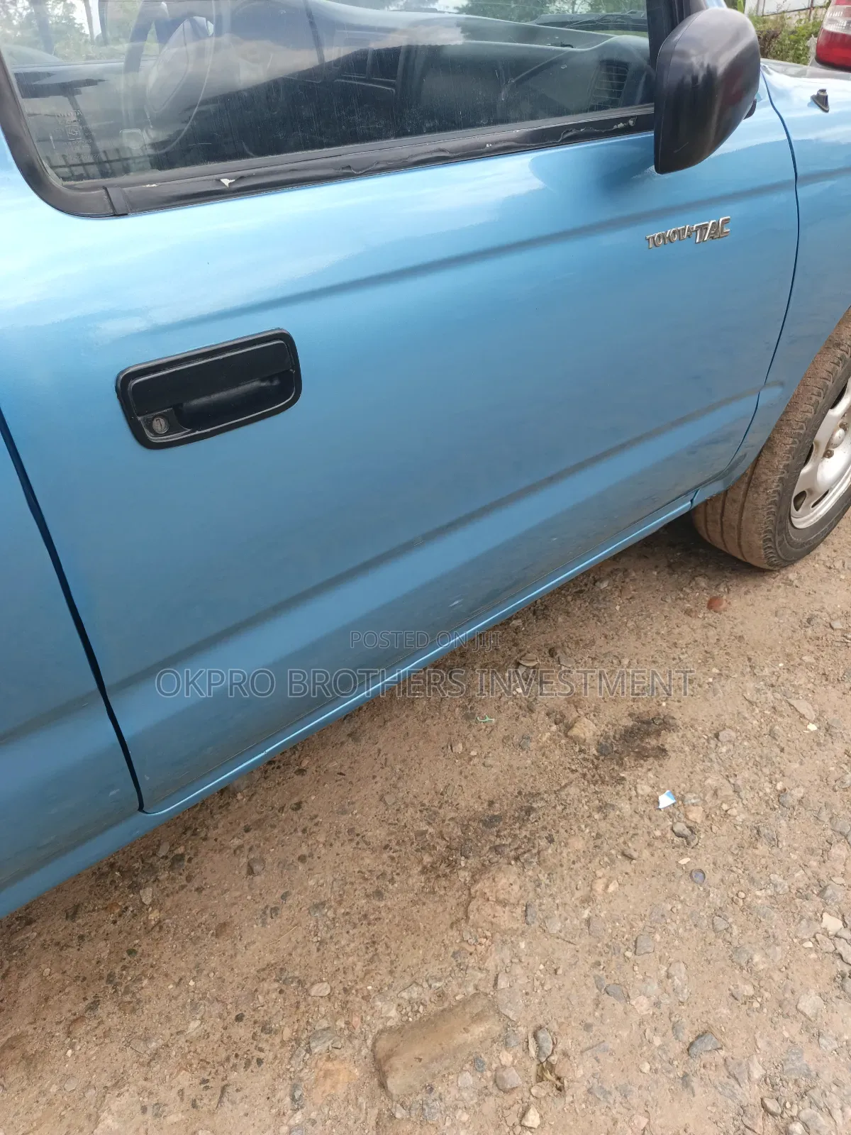 Toyota Tacoma Base 4x2 Xtracab 1996 Blue