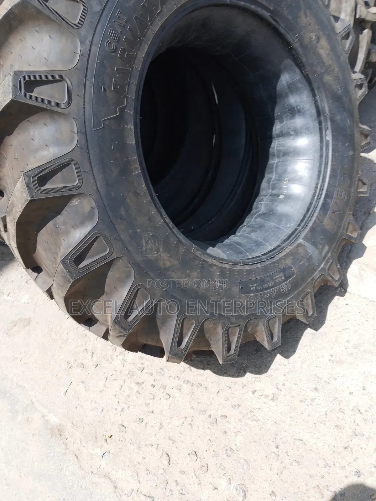 Caterpillar Tires