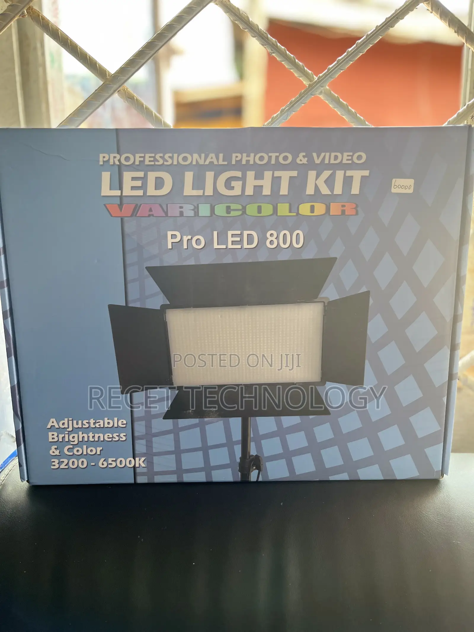 Led 800 Light With Battery and Stand