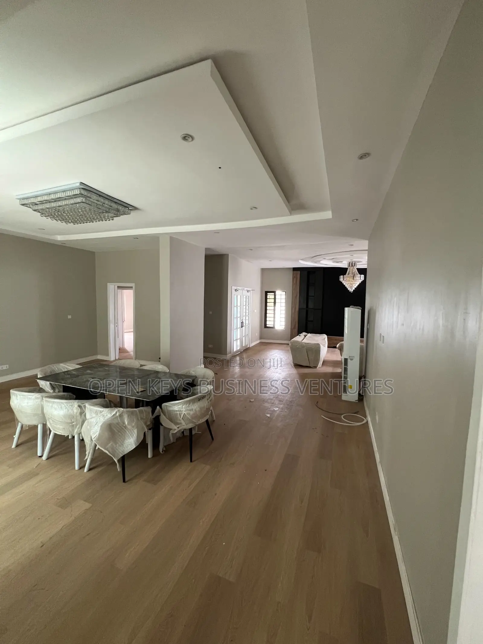 Furnished 5bdrm Bungalow in Aiyegoro, Akobo for sale