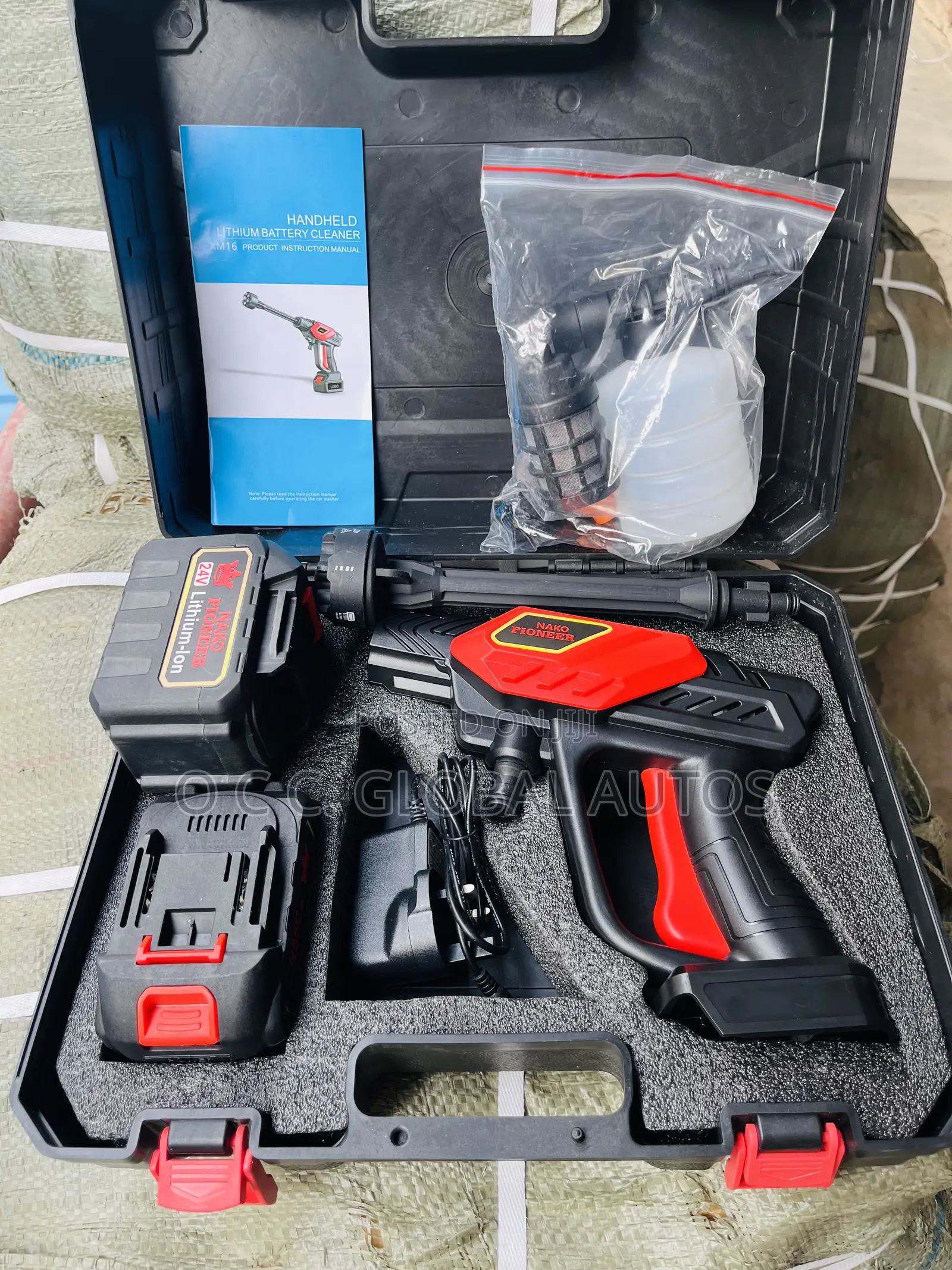 Pressure Car Wash Machine With Two Batteries 24v Battery