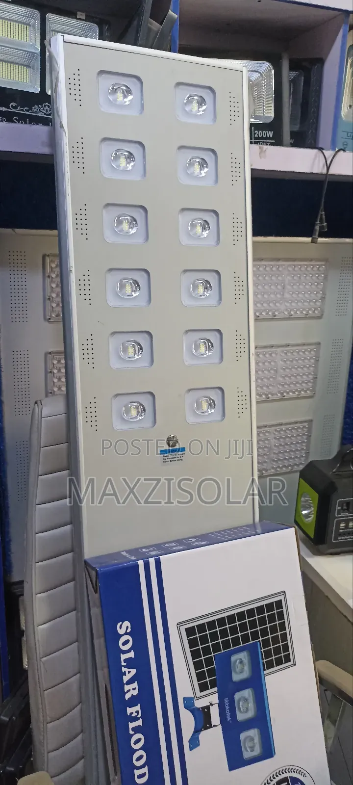 100 Watts Wakatek All In One Solar Street Light