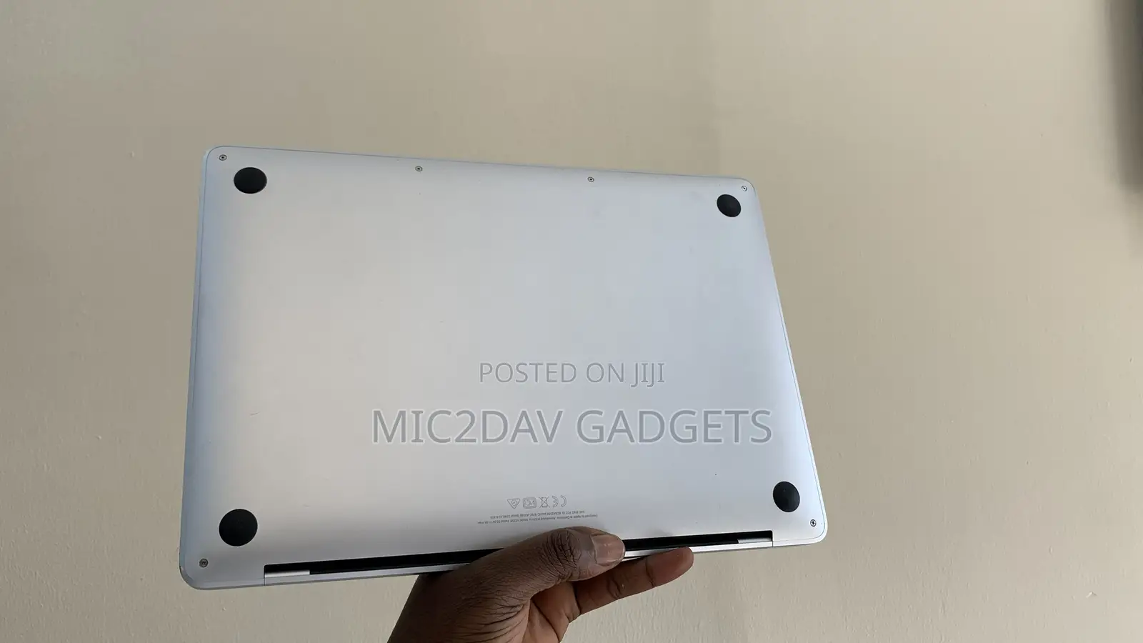 Laptop Apple MacBook Pro 2022 M2 8GB Intel Core M2 SSD 256GB