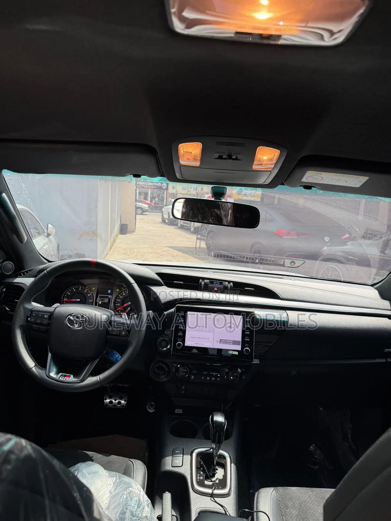 New Toyota Hilux 2025 Black