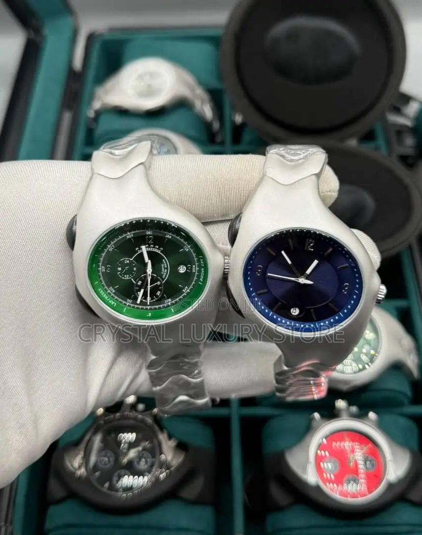 Oklay Quality Luxury Rubber Strap Wristwatch