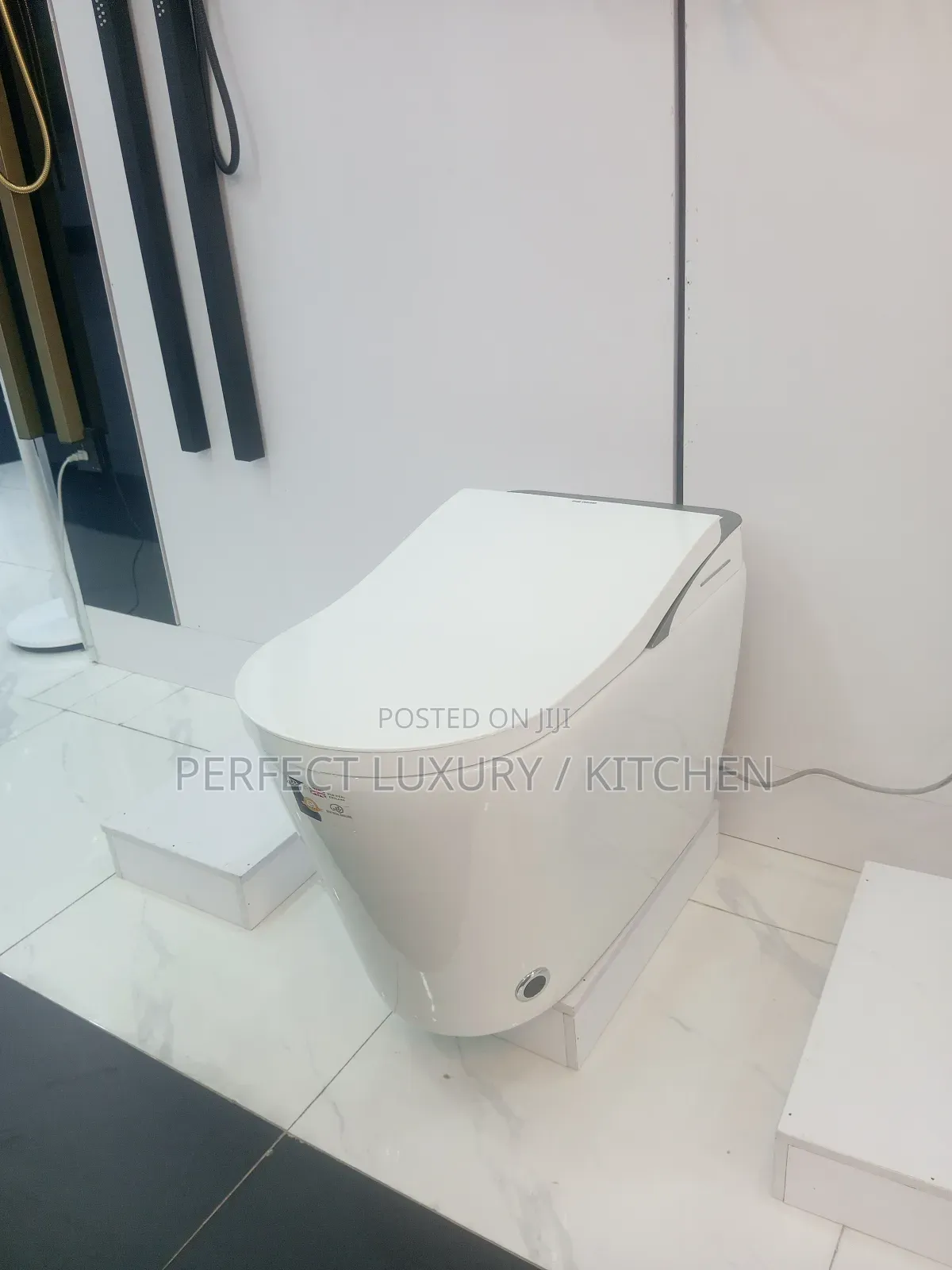 Quality Ideal Standard Luxury Smart Sensor W C Water Closet 