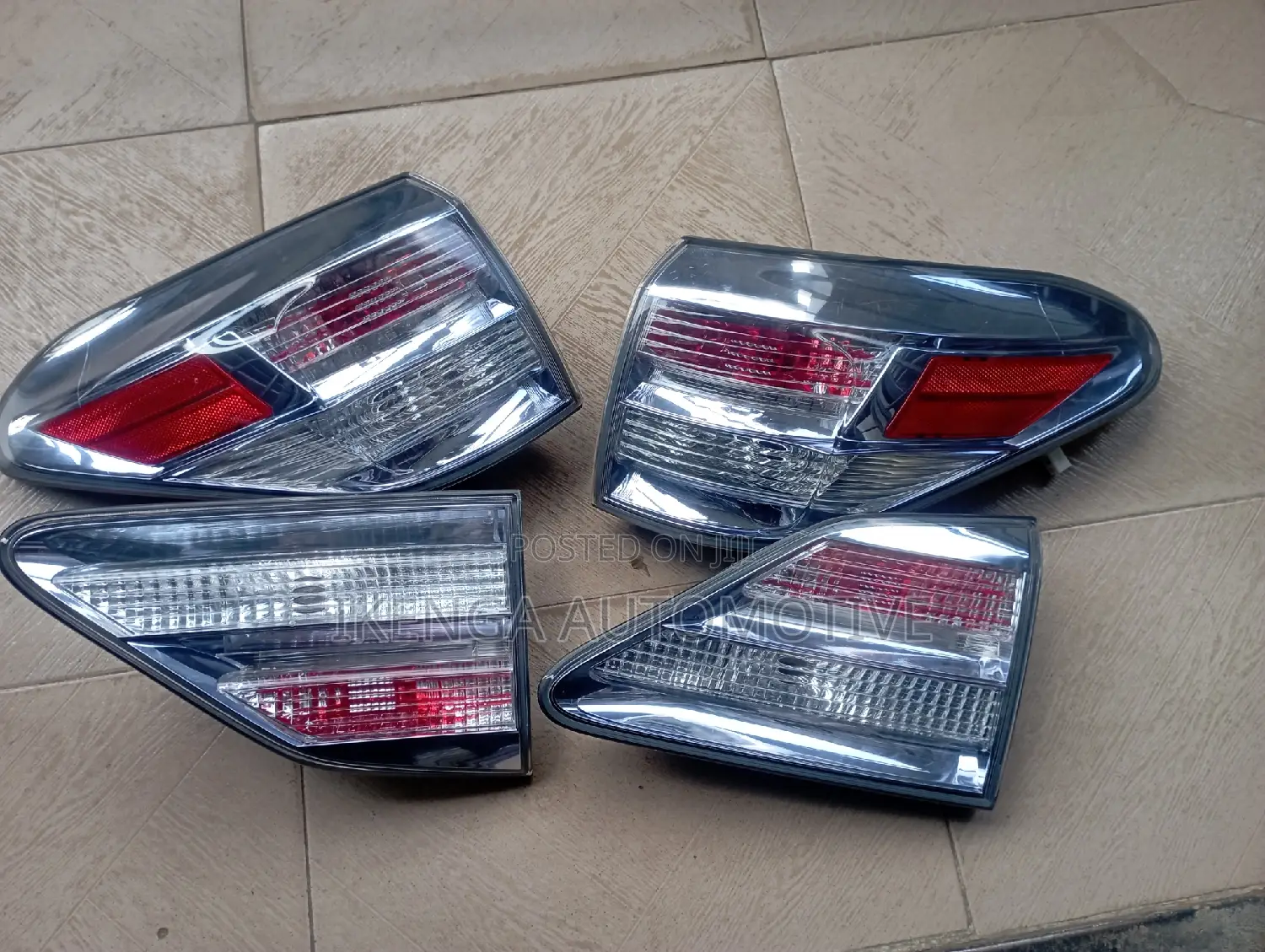 Complete Rearlight Rx350 2010-012