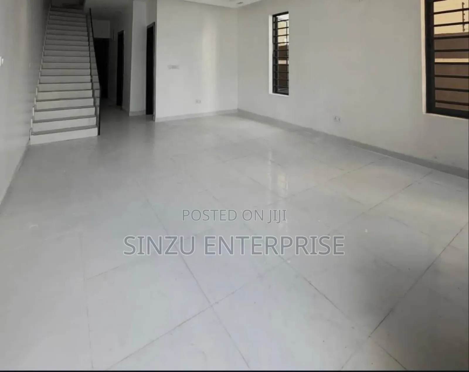 1bdrm Shared Apartment in New Road, Chevron for rent