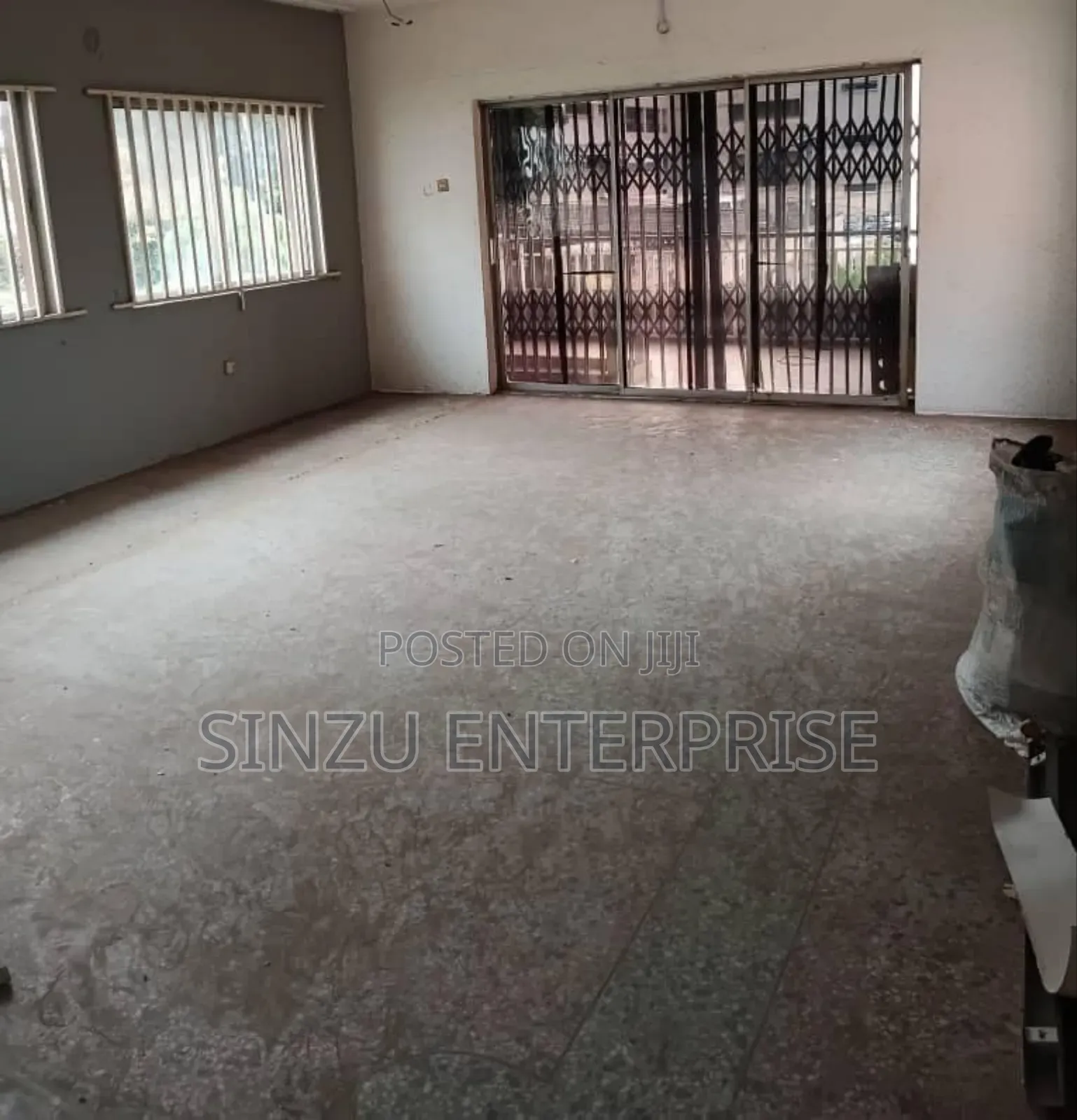 1bdrm Shared Apartment in New Road, Chevron for rent