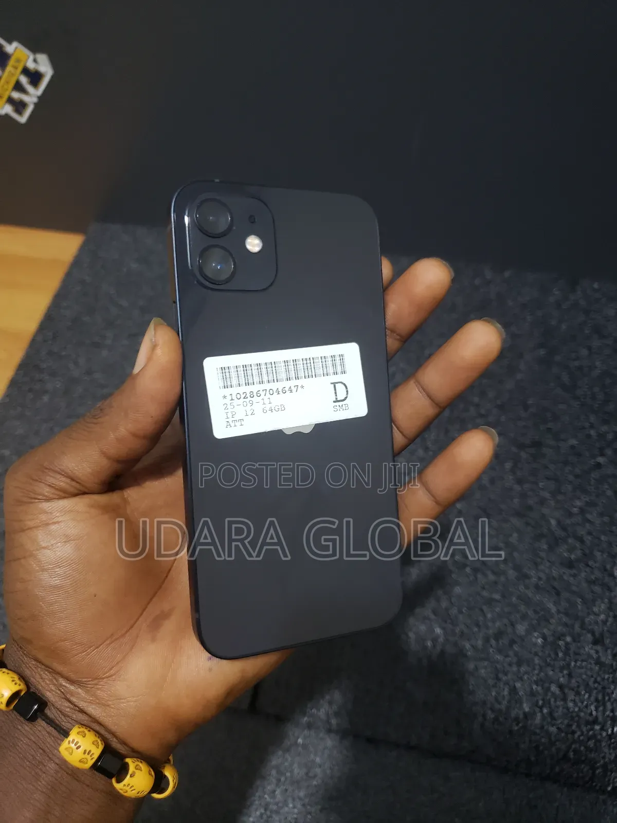 Apple iPhone 12 64 GB Black
