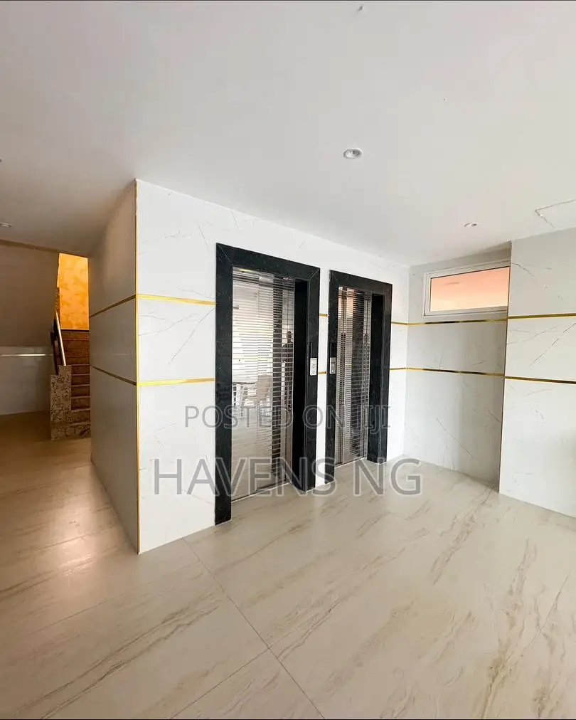 4bdrm Apartment in Victoria Island for sale