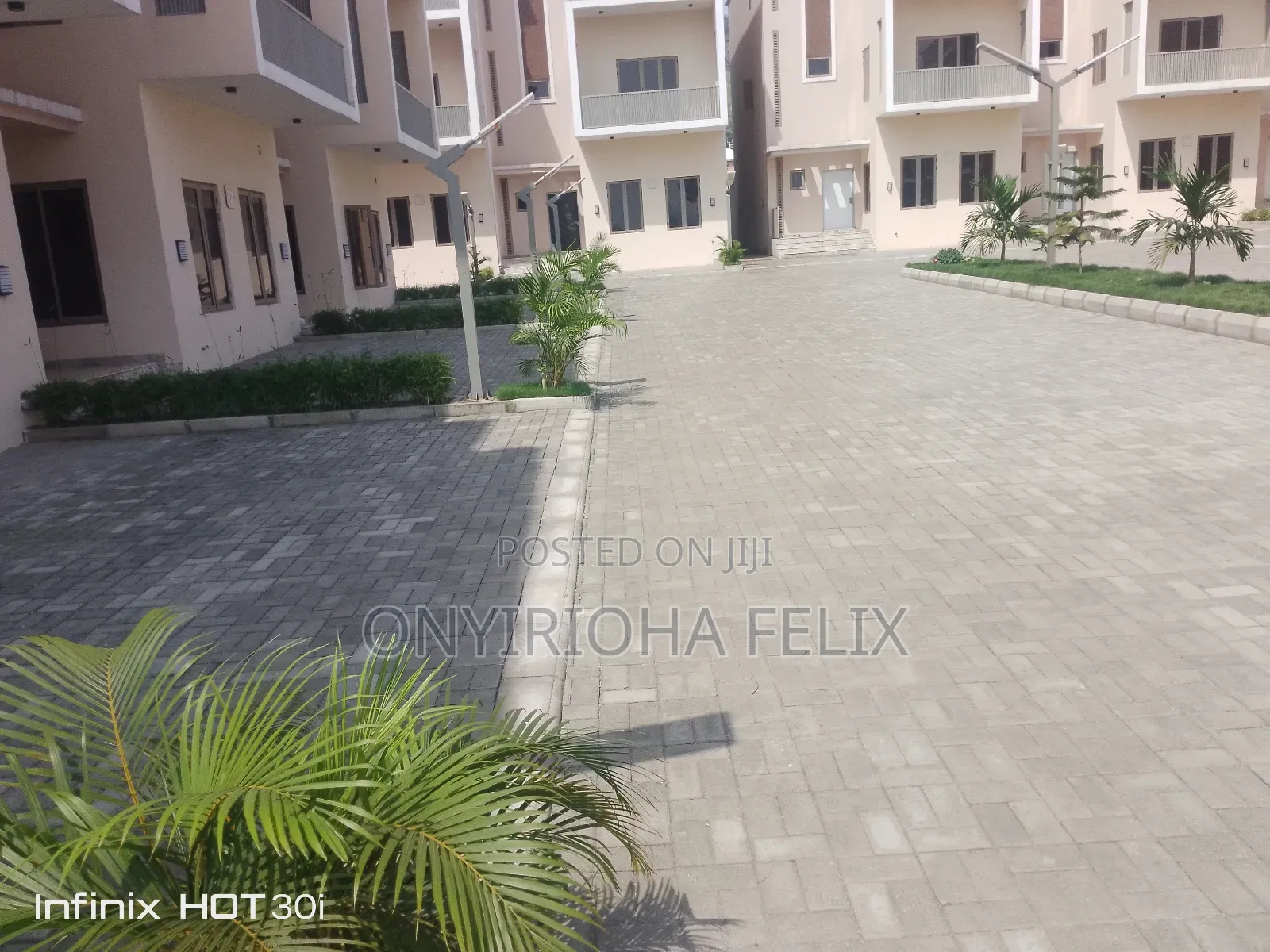 4bdrm Townhouse/Terrace in Dawaki Extension for sale