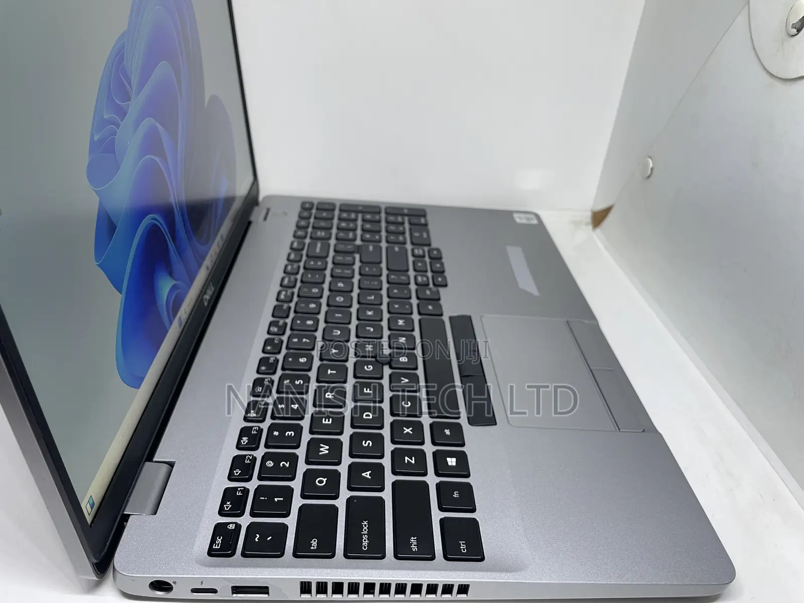 Laptop Dell Precision 3550 16GB Intel Core i7 SSD 512GB