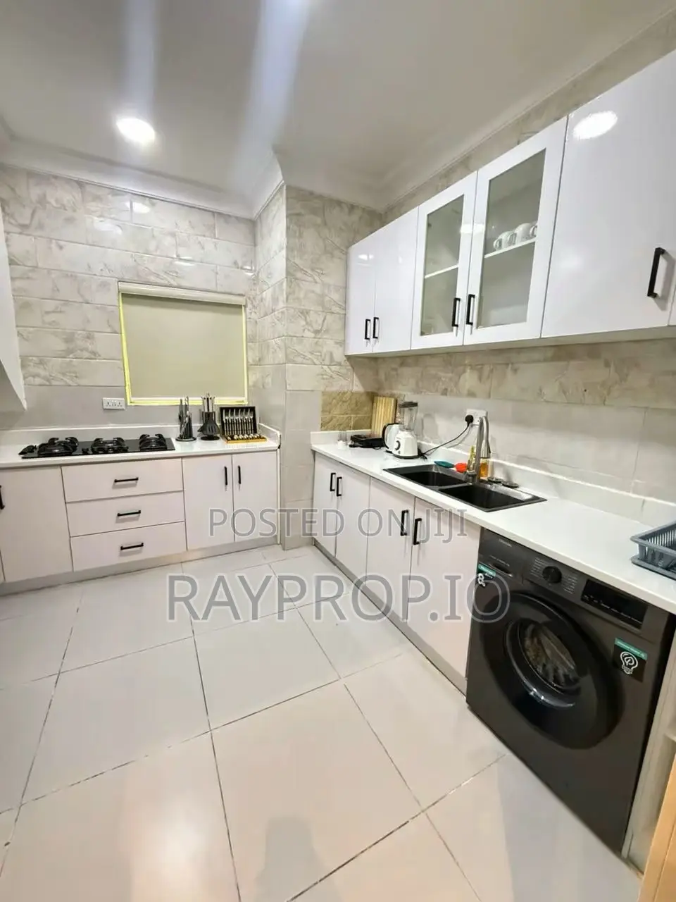 1530abgo - 4 Bedroom Shortlet in Ikoyi