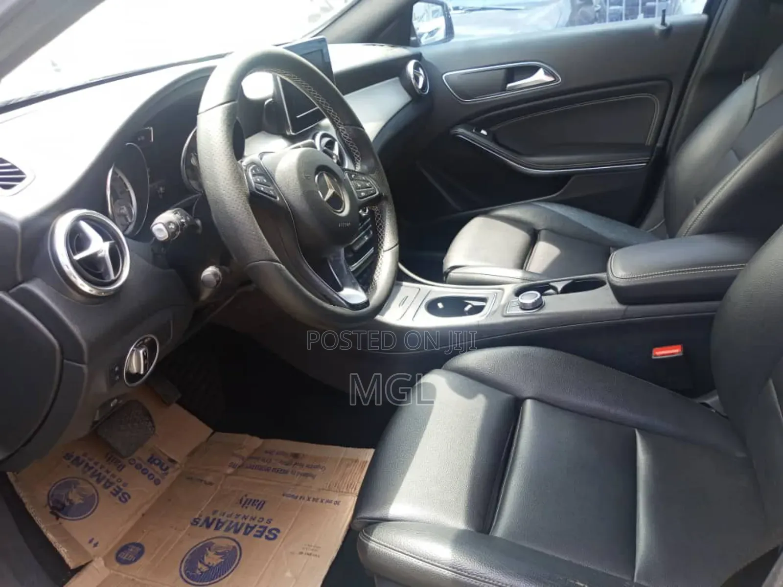 Mercedes-Benz GLA 250 2016 Black