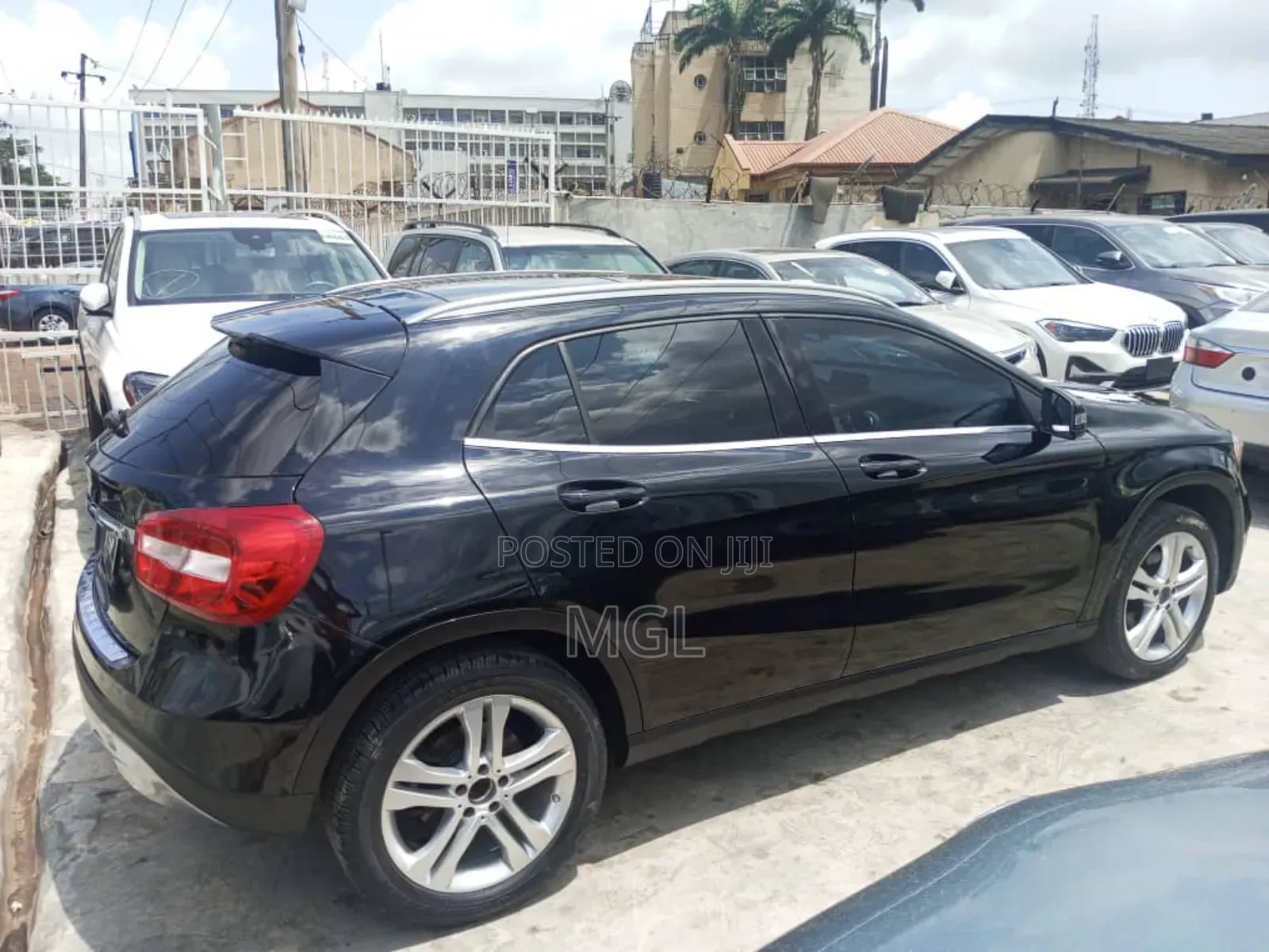 Mercedes-Benz GLA 250 2016 Black