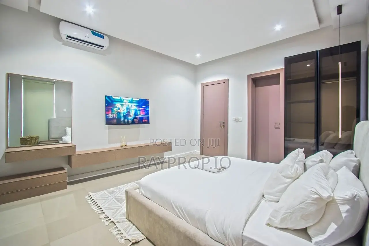 11ec57qd - 2 Bedroom Shortlet in Lekki Phase 1