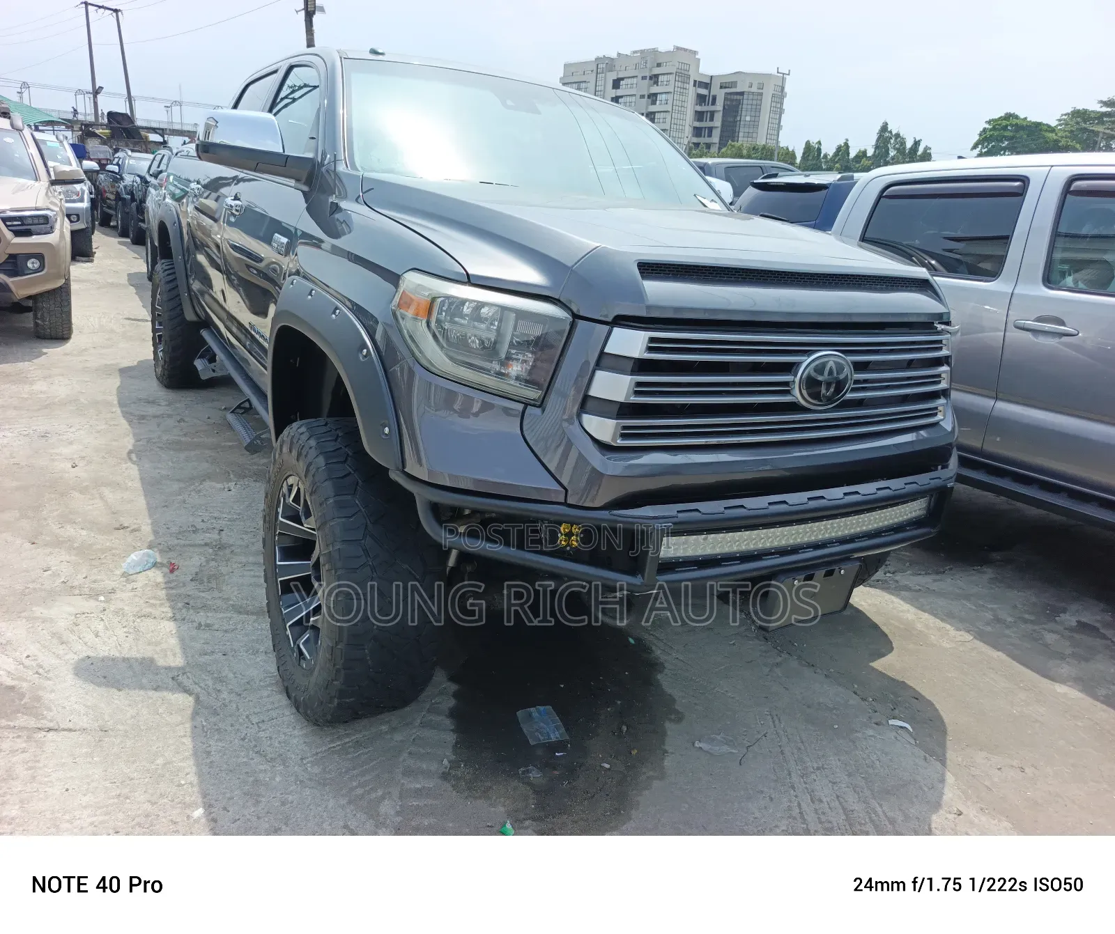 Toyota Tundra 2018 Gray
