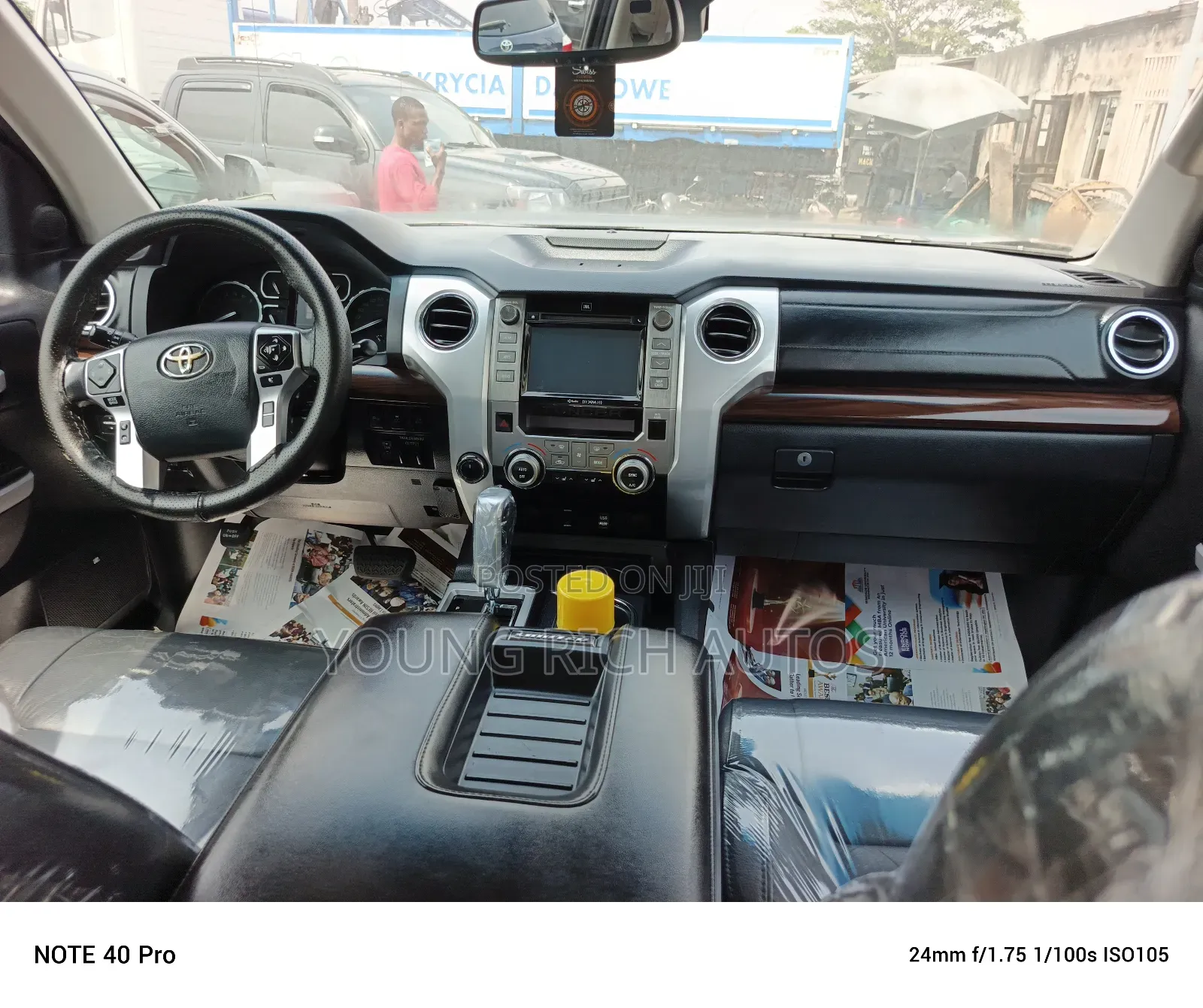Toyota Tundra 2018 Gray