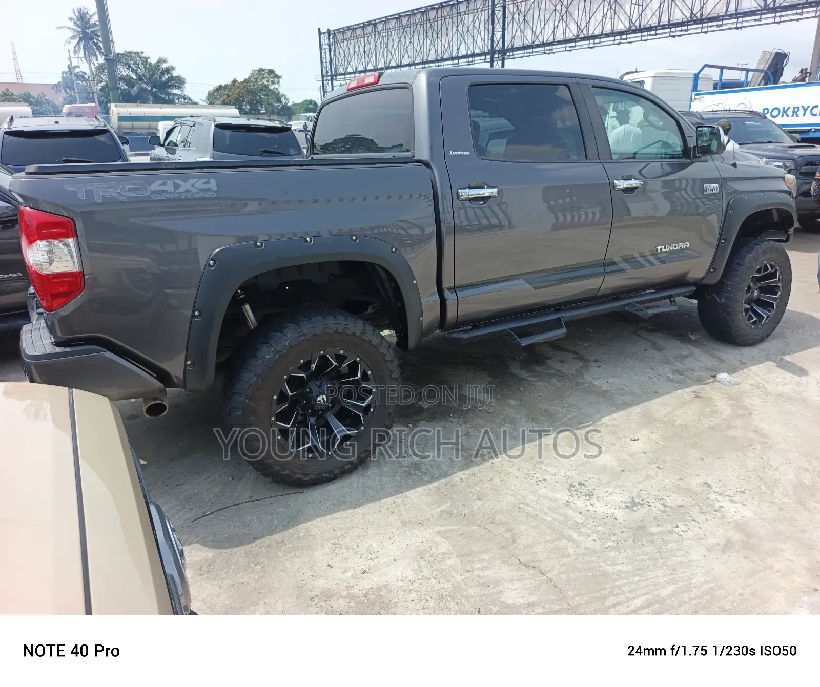 Toyota Tundra 2018 Gray