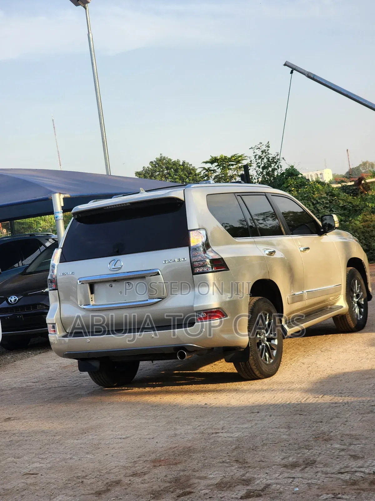 Lexus GX 460 Luxury 2016 Gold