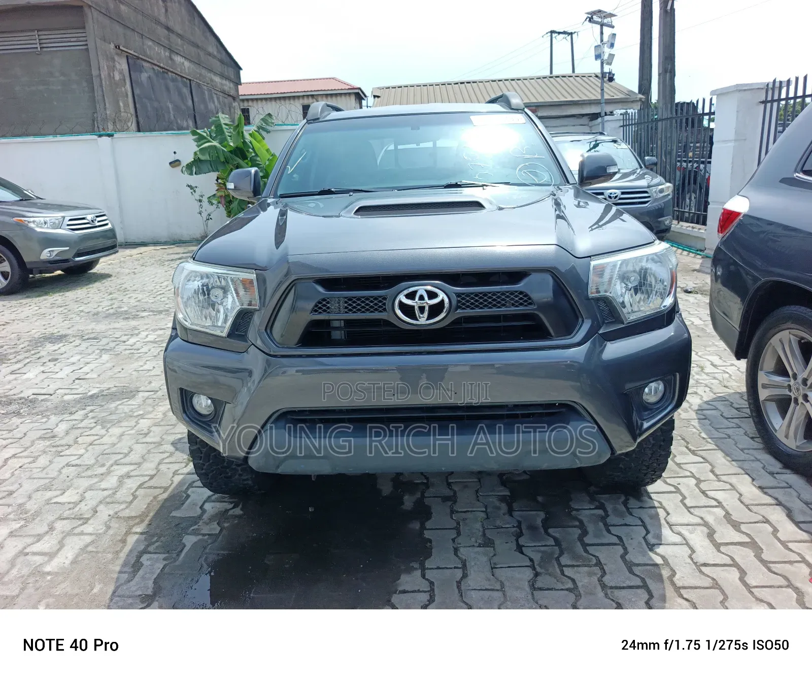Toyota Tacoma 2018 Gray