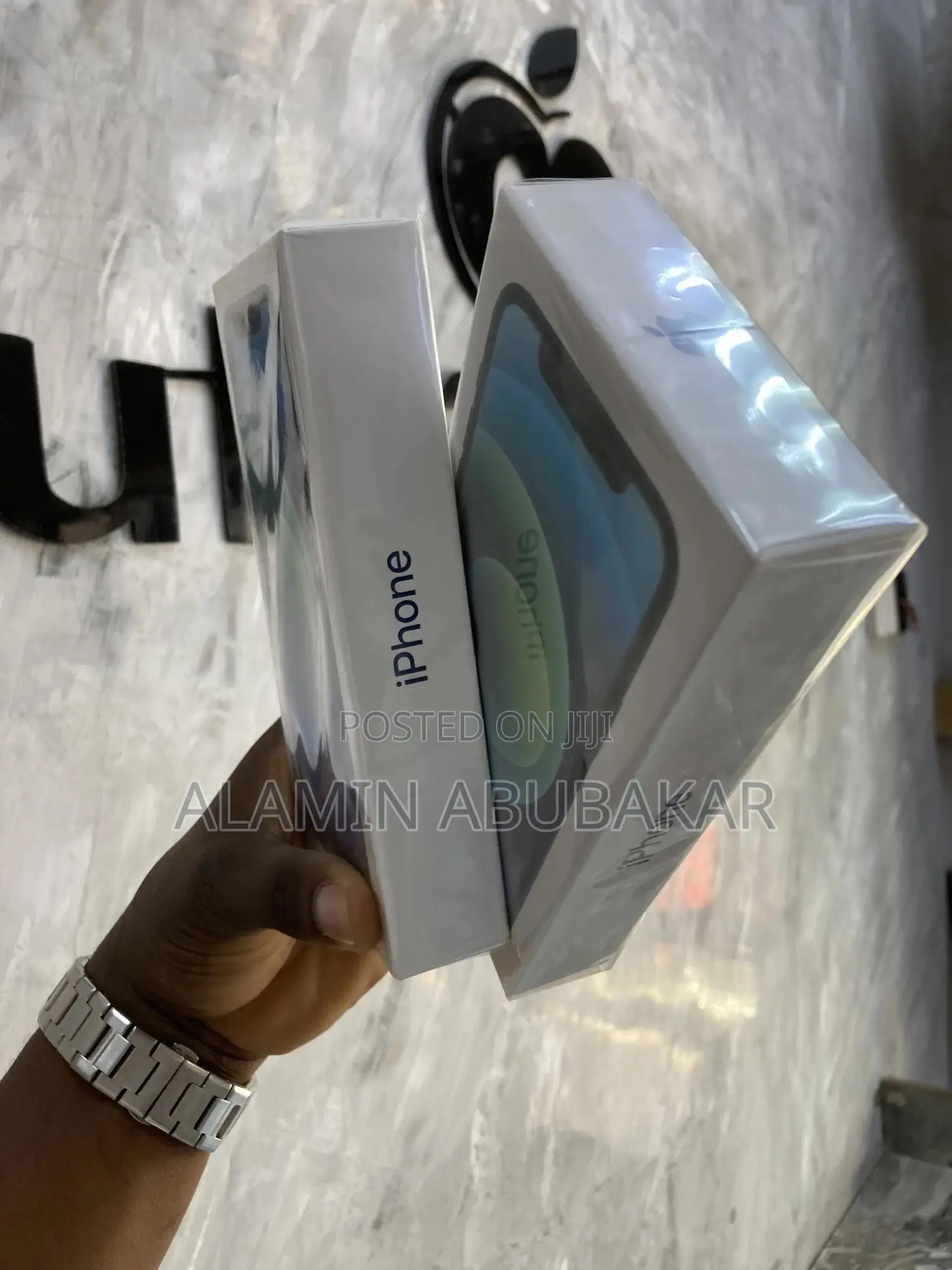 New Apple iPhone 12 64 GB Blue