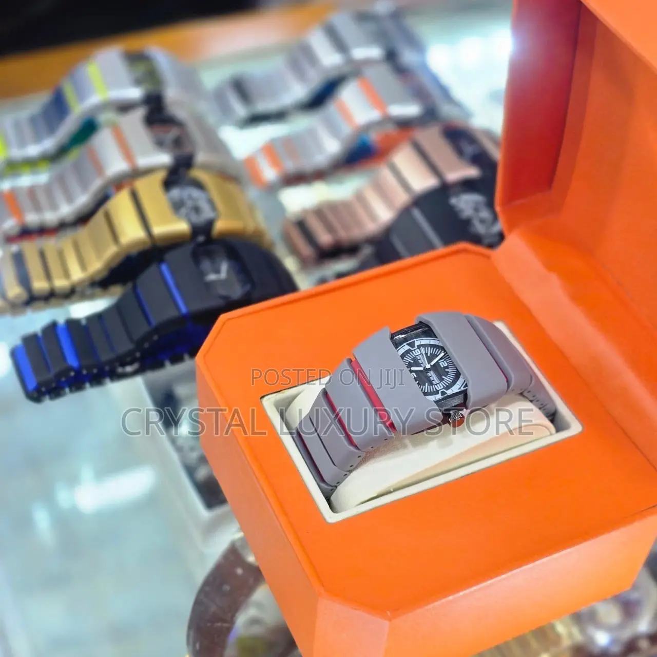Nike Quality Luxury Men Chain Strap Wristwatch