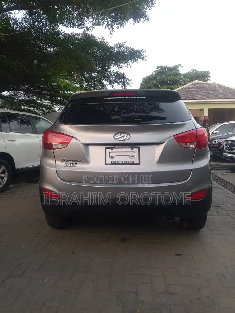Hyundai Tucson Limited AWD 2015 Gray