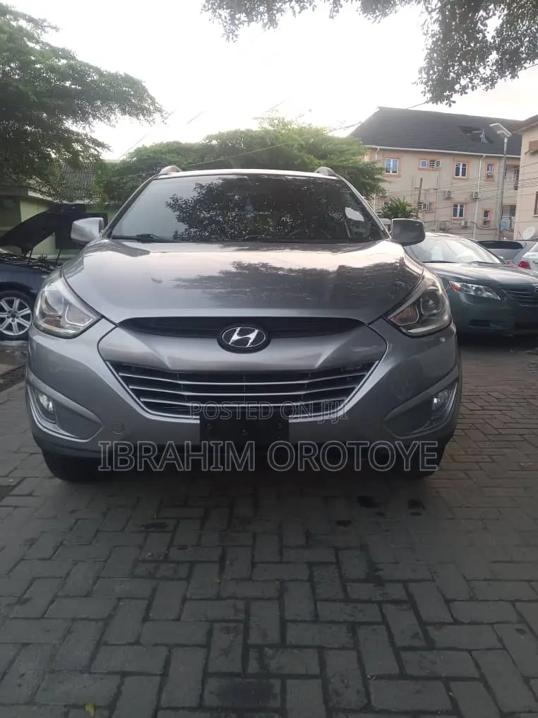 Hyundai Tucson Limited AWD 2015 Gray