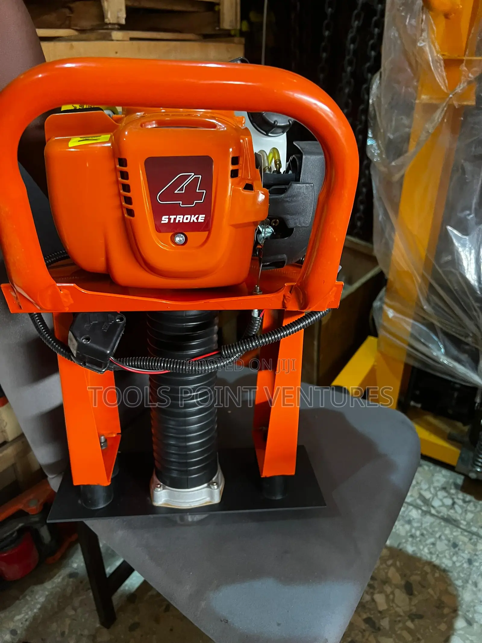 Gasoline Screeding Machine