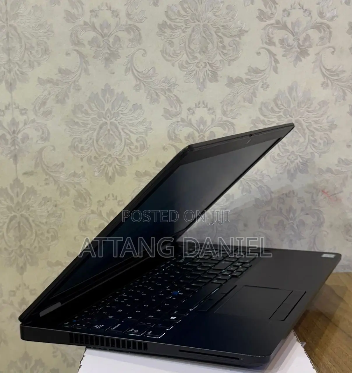 Laptop Dell Precision 5570 8GB Intel Core I3 SSD 256GB