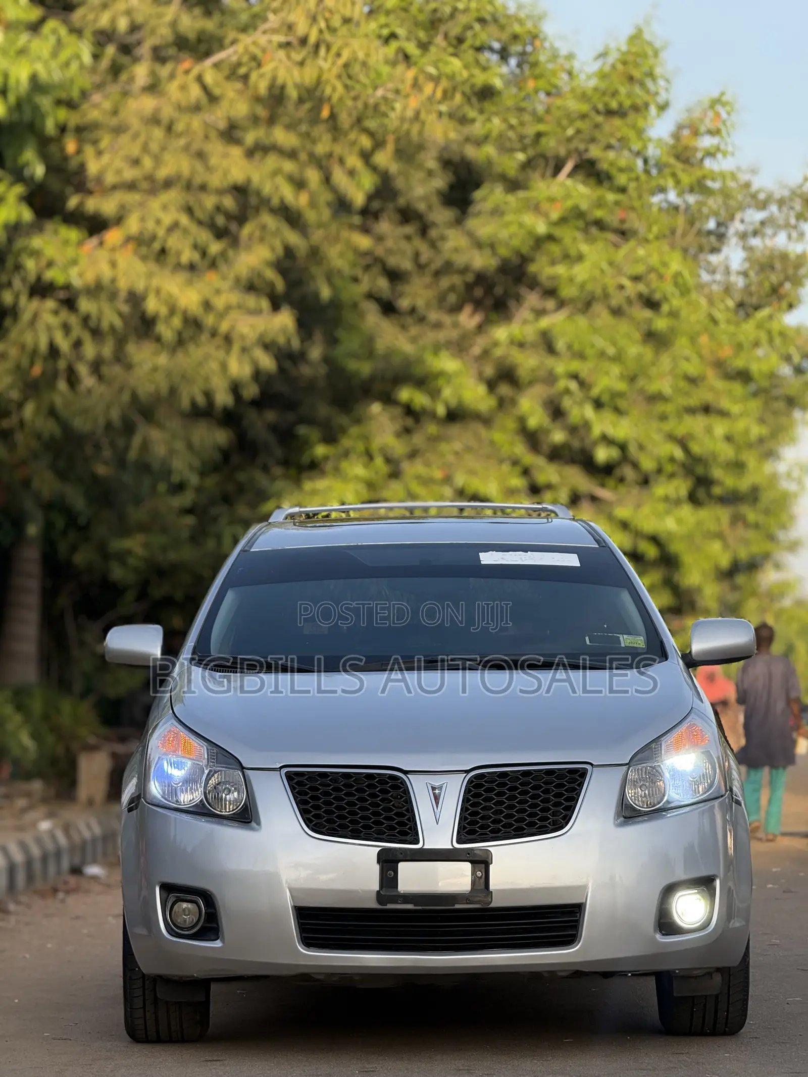Pontiac Vibe 2010 Silver