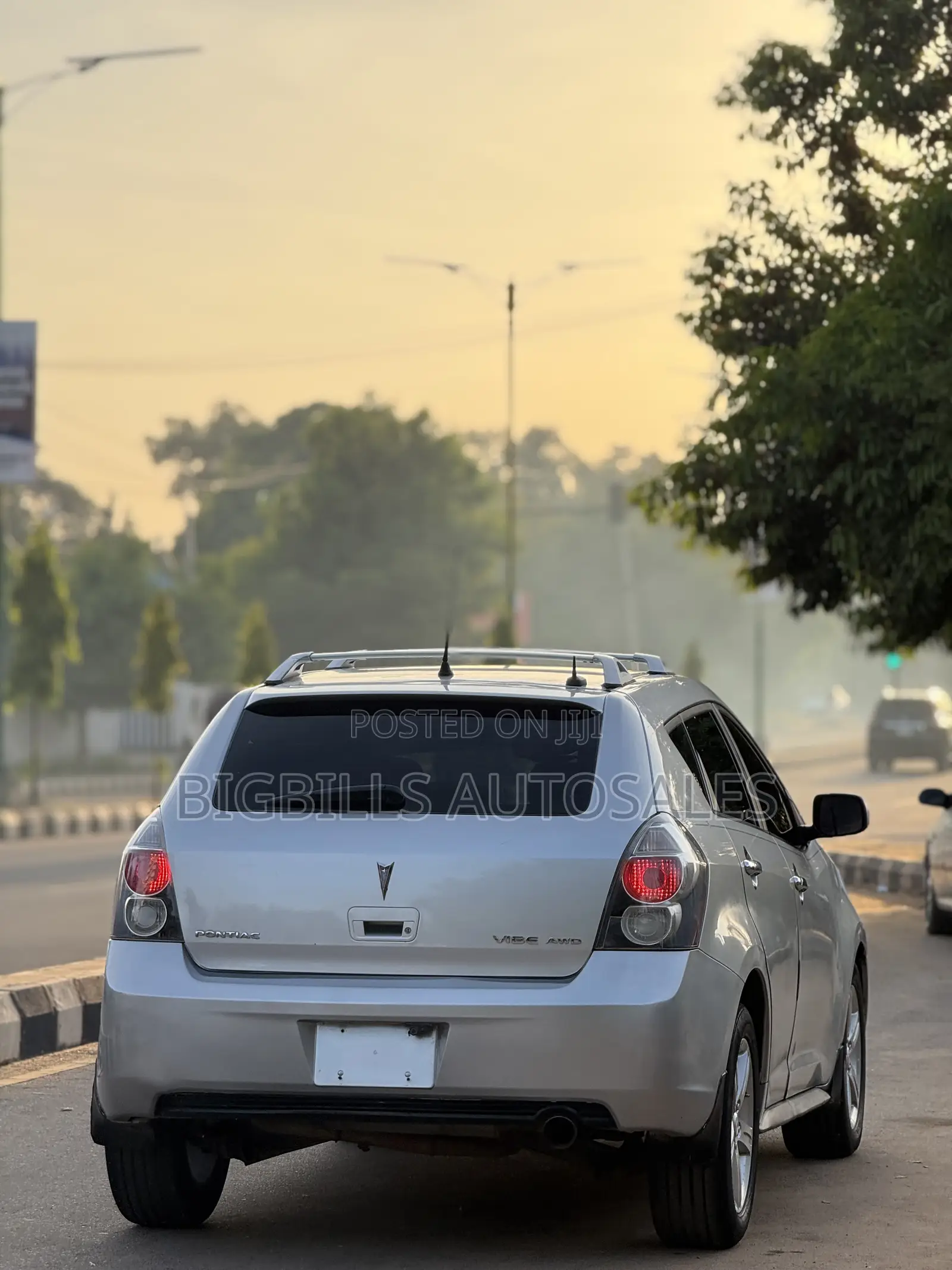 Pontiac Vibe 2010 Silver