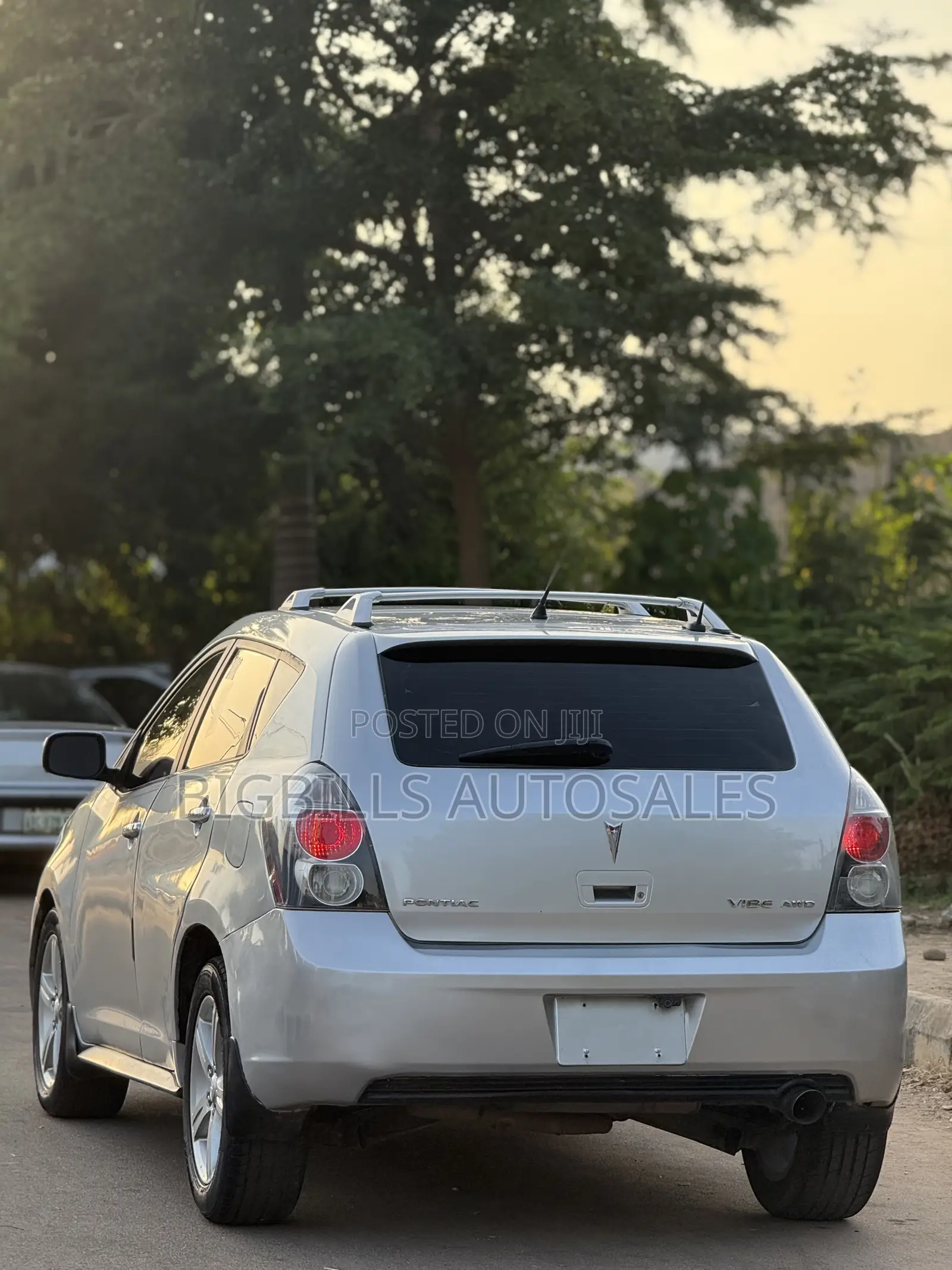 Pontiac Vibe 2010 Silver