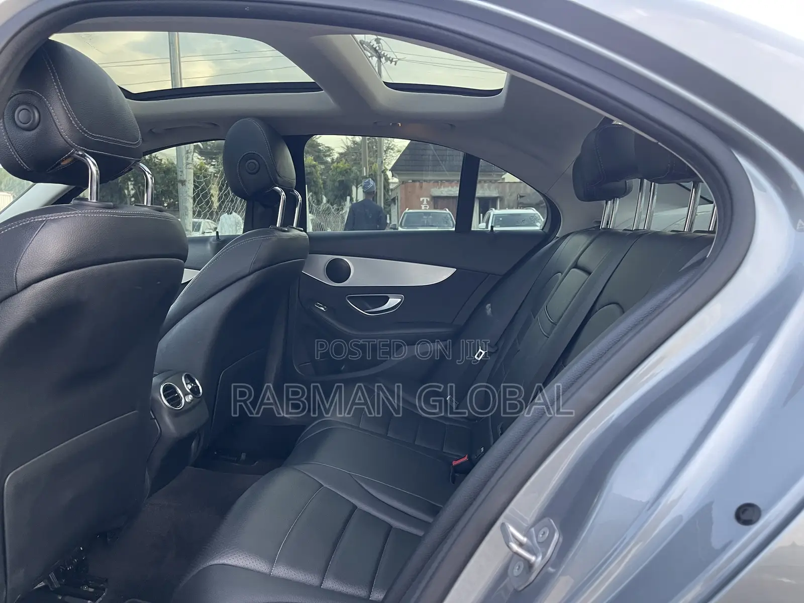 Mercedes-Benz C300 2016 Silver