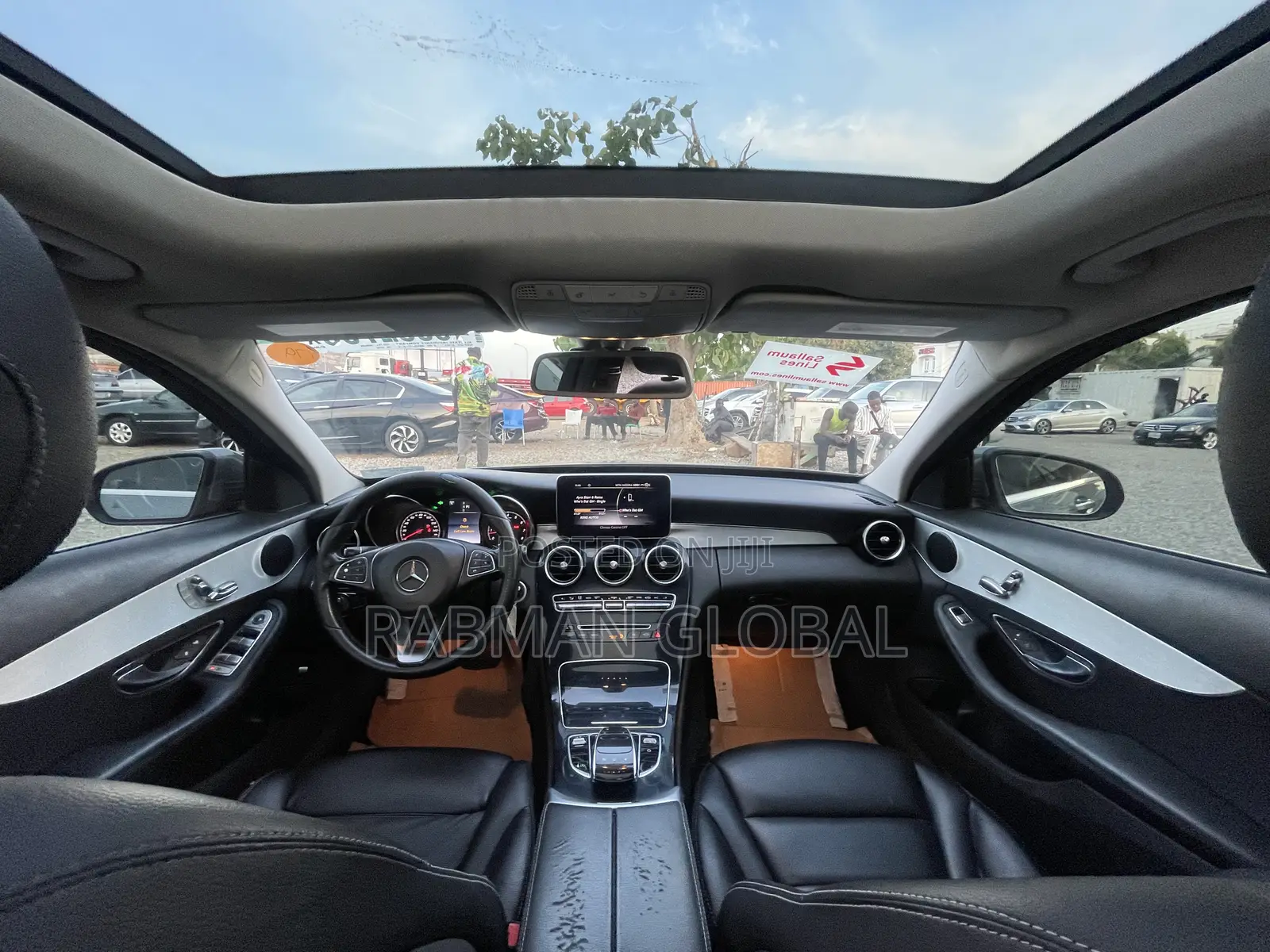 Mercedes-Benz C300 2016 Silver