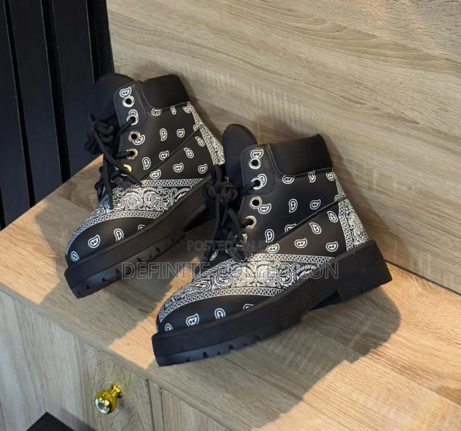 Bandana Strada X Camou High Top Sneakers