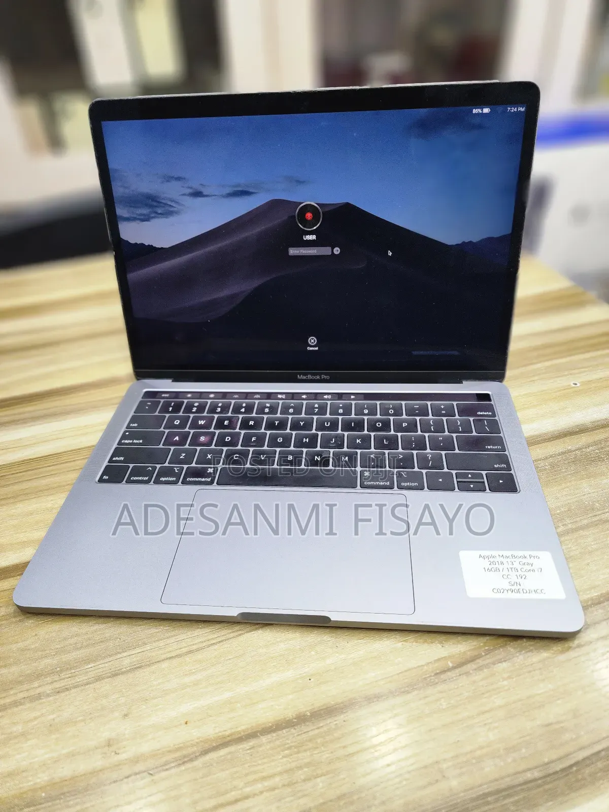 Laptop Apple MacBook Pro 2018 16GB Intel Core i7 SSD 1T