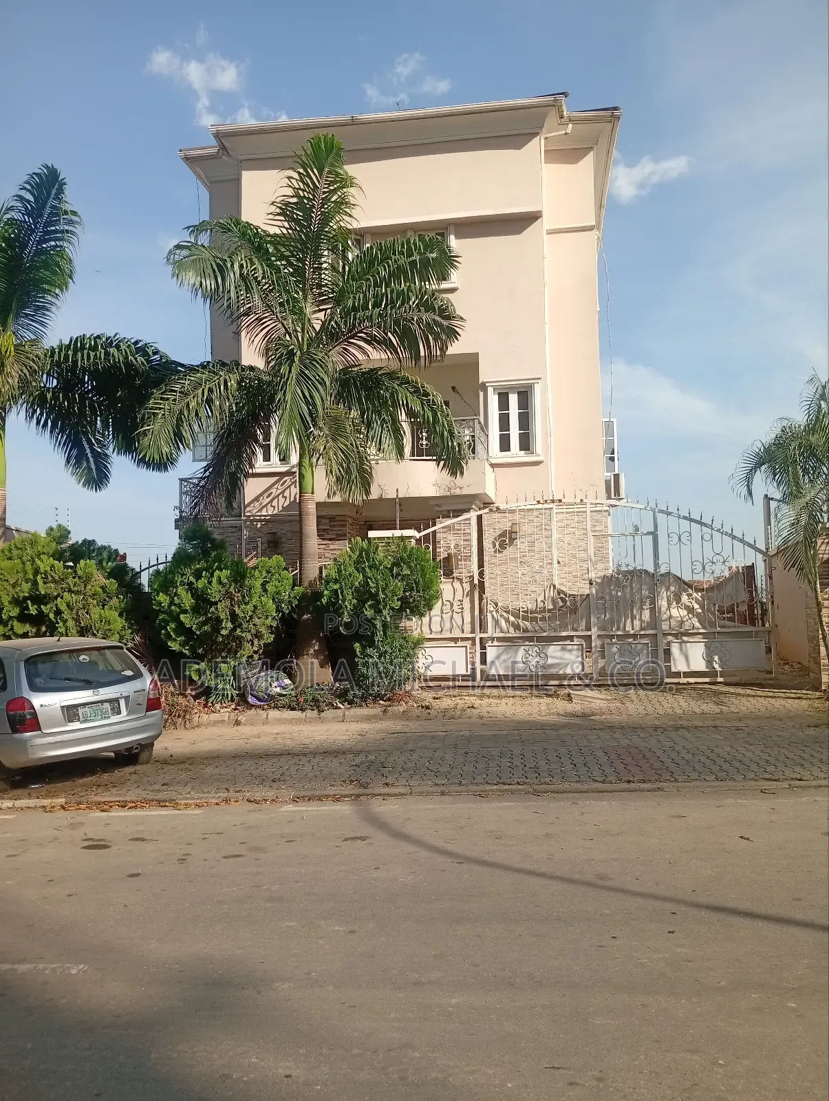 6bdrm Duplex in British Village Wuse for sale