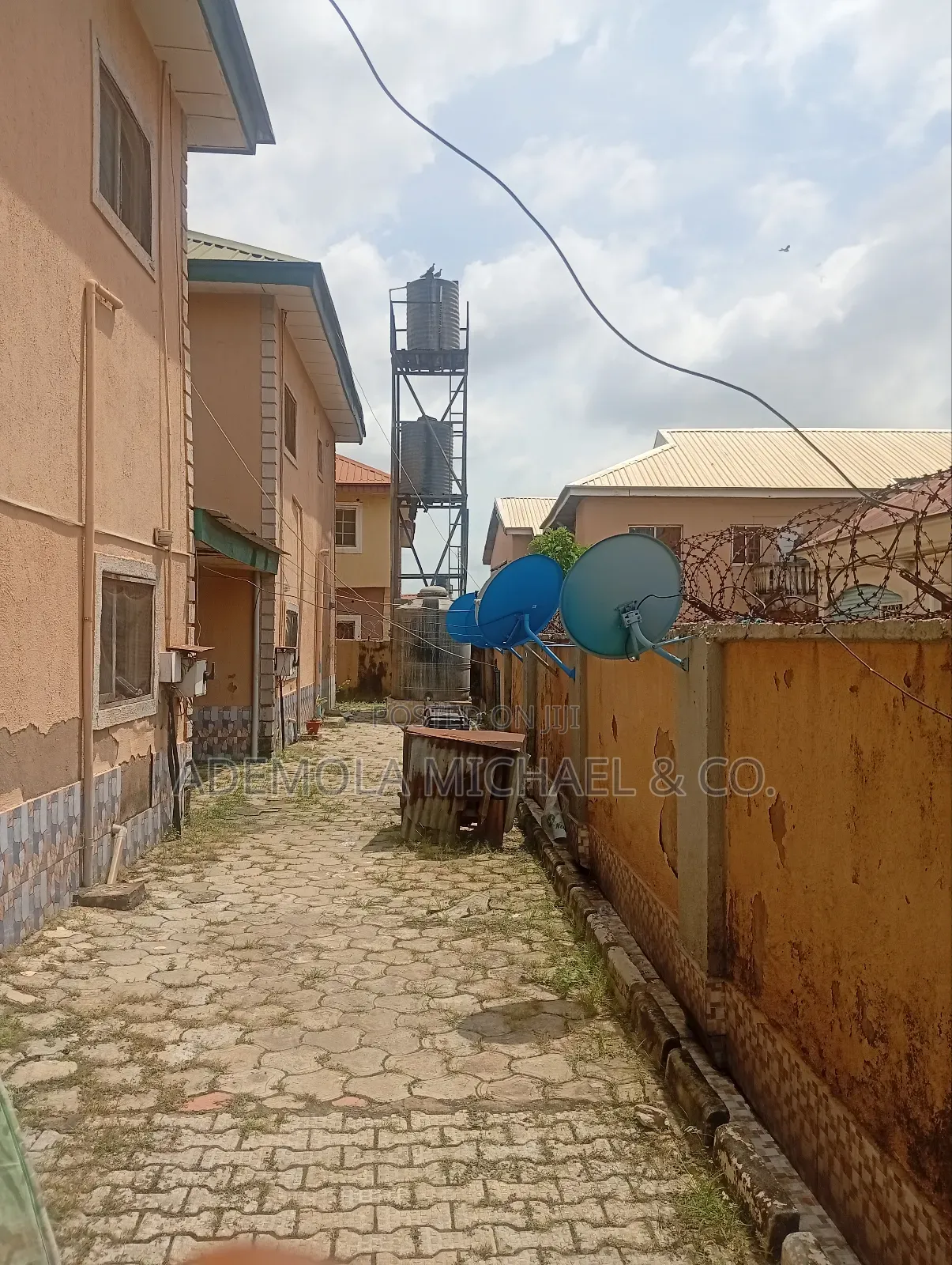 2bdrm Block of Flats in Federal Housing, FHA for sale