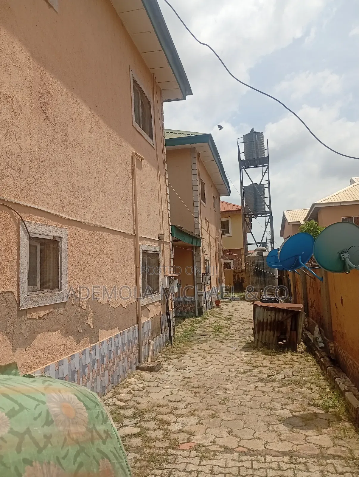 2bdrm Block of Flats in Federal Housing, FHA for sale
