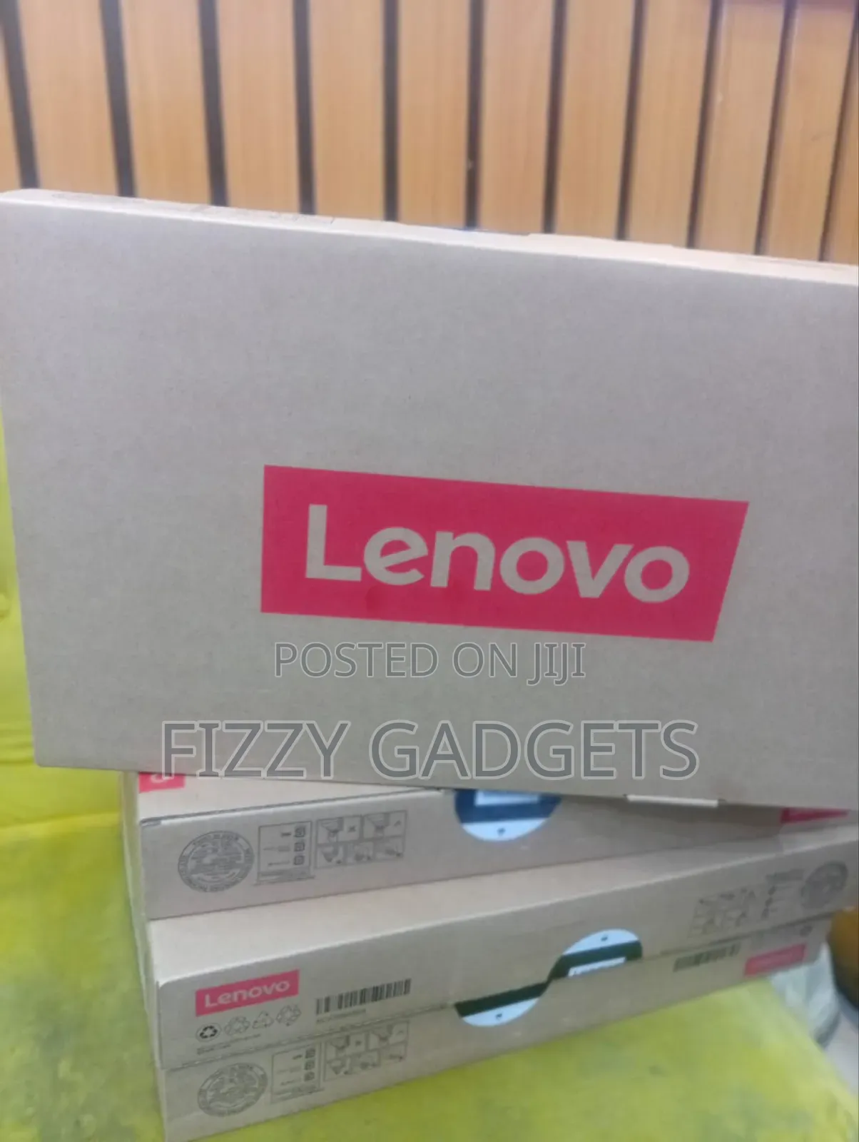New Laptop Lenovo V15 8GB Intel Core I5 SSD 512GB