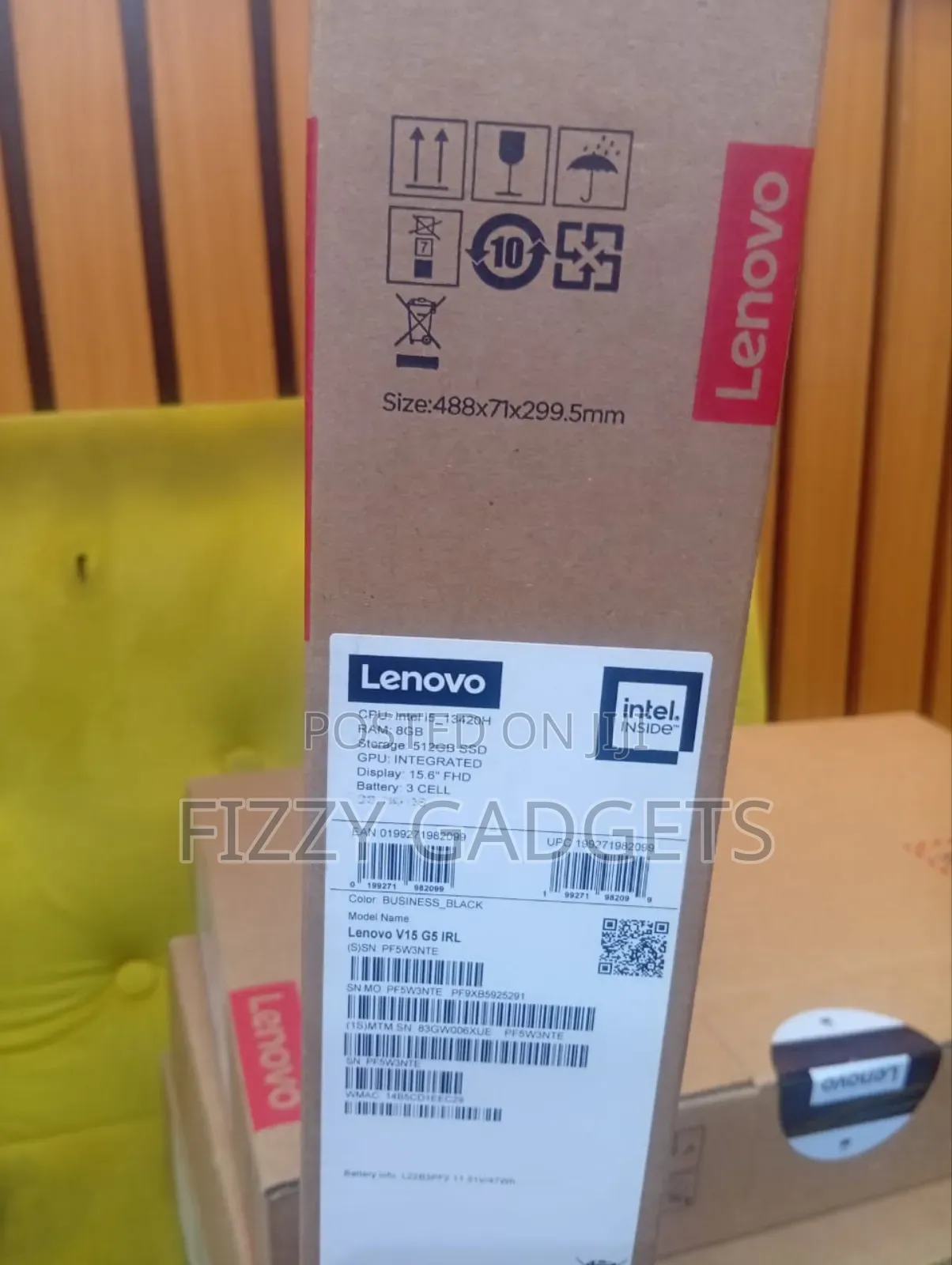 New Laptop Lenovo V15 8GB Intel Core I5 SSD 512GB