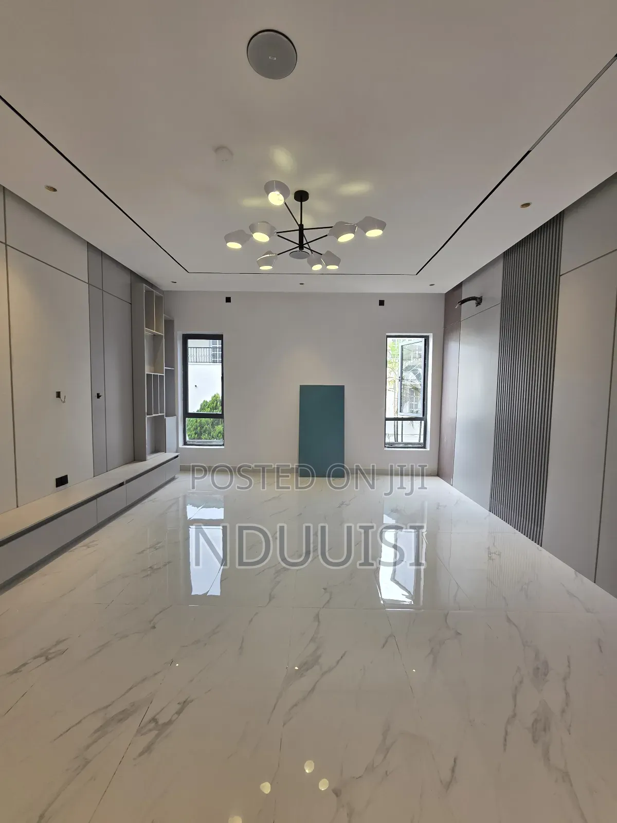 5bdrm Duplex in Lekki Phase 1 for sale